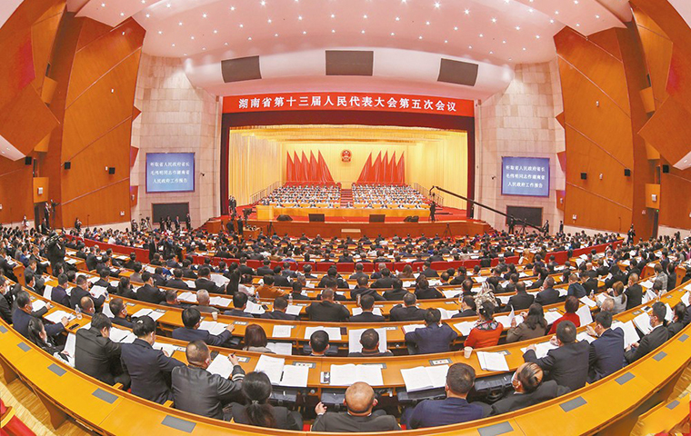胡國(guó)安委員出席湖南省政協(xié)十二屆五次會(huì)議，提案引多方熱議媒體聚焦報(bào)道